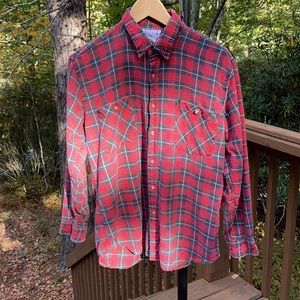 ESTATE Red Plaid Flannel